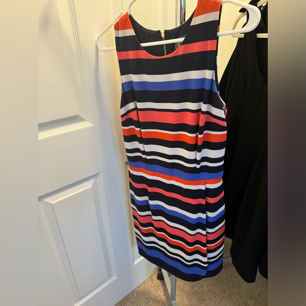 Vince Camuto lined dress